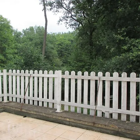 A Lanquais