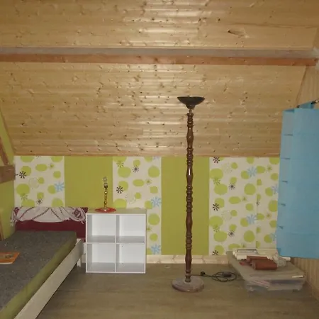 Kır Evi A Lanquais